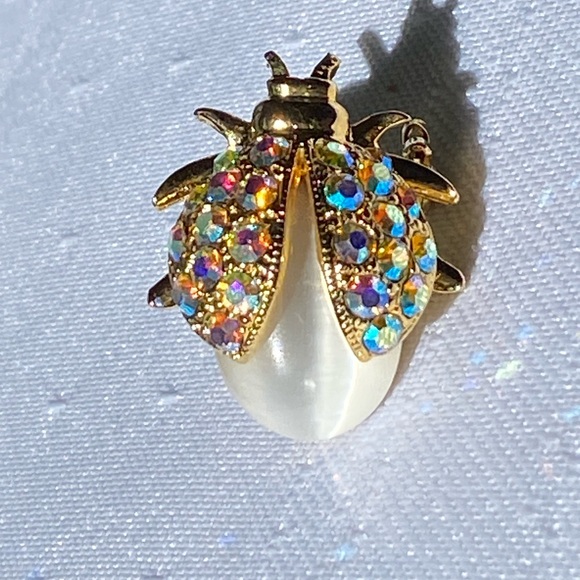 Aurora Borealis Crystal Rhinestone Gold Tone Bug Brooch Pin - Picture 7 of 13